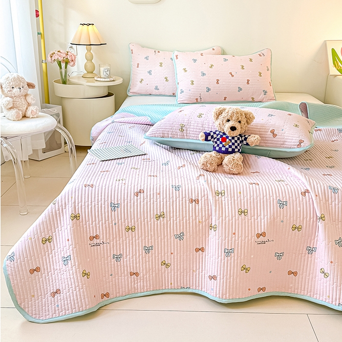 91家纺网 家纺一手货源 找家纺 恒尚居 2025新款双层纱小云棉多功能床盖-自由空间 蝴蝶结--浅粉梦境