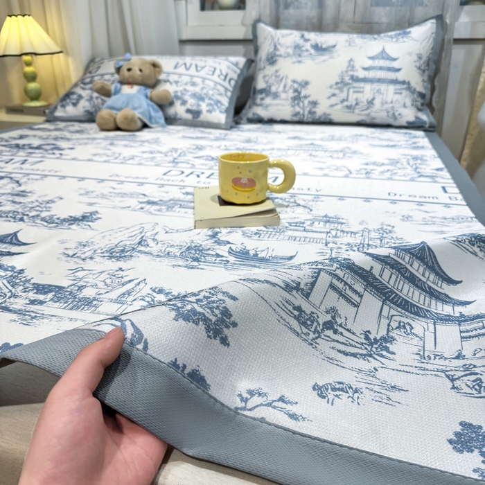 91家纺网 家纺一手货源 找家纺 （总）耐思家纺 2025春夏新款A类碳光冰丝席凉感印花三明治凉席