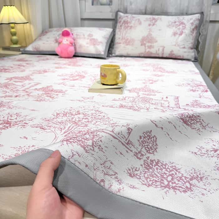 91家纺网 家纺一手货源 找家纺 （总）耐思家纺 2025春夏新款A类碳光冰丝席凉感印花三明治凉席