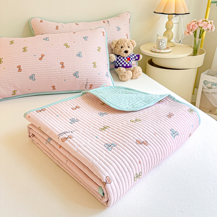 91家纺网 家纺一手货源 找家纺 （总）橘夏家纺 2025新款双层纱小云棉多功能床盖-自由空间