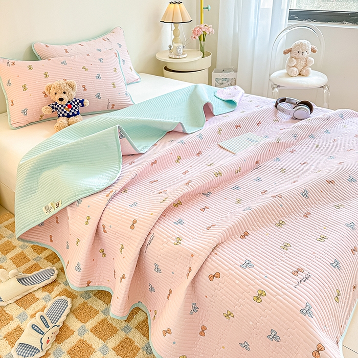 91家纺网 家纺一手货源 找家纺 橘夏家纺 2025新款双层纱小云棉多功能床盖-自由空间 蝴蝶结--浅粉梦境