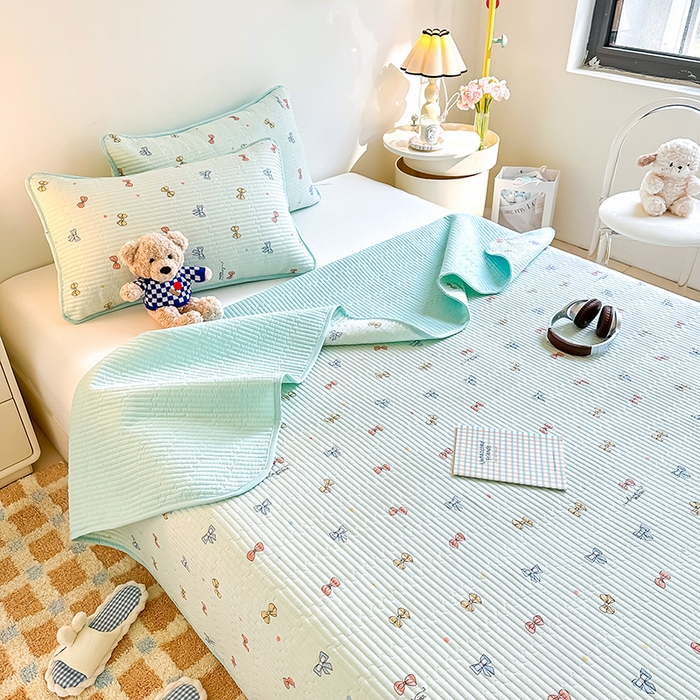 91家纺网 家纺一手货源 找家纺 橘夏家纺 2025新款双层纱小云棉多功能床盖-自由空间 蝴蝶结--浅绿梦境