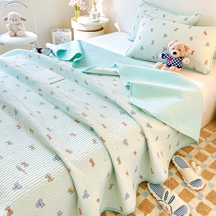 91家纺网 家纺一手货源 找家纺 橘夏家纺 2025新款双层纱小云棉多功能床盖-自由空间 蝴蝶结--浅绿梦境