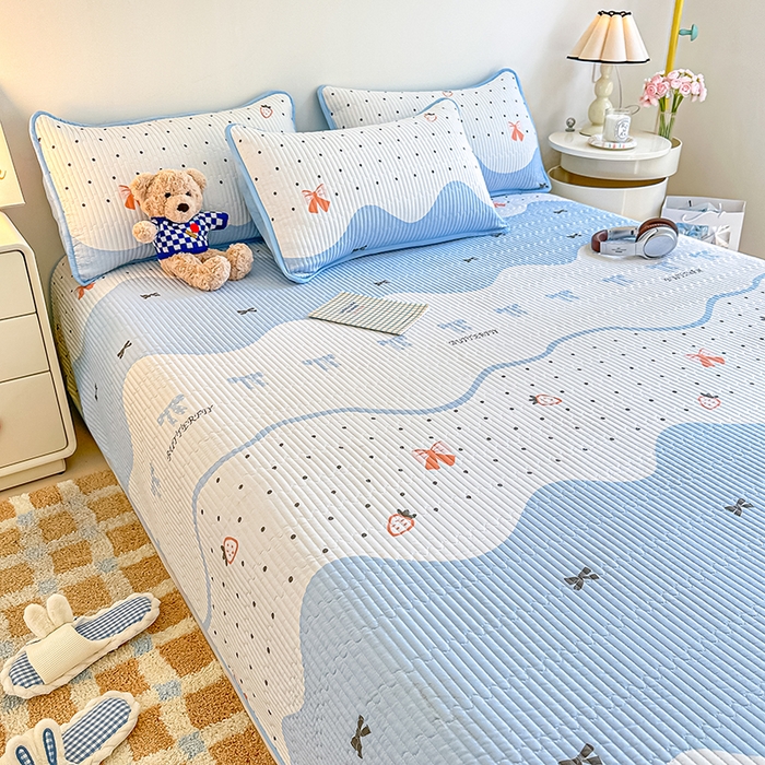 91家纺网 家纺一手货源 找家纺 橘夏家纺 2025新款双层纱小云棉多功能床盖-自由空间 莓蝶之恋--蓝蝶引力