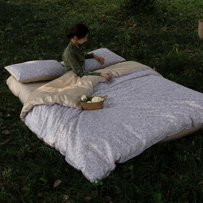 91家纺网 家纺一手货源 找家纺 （总）禾时 2025新款60S兰精天丝数码印花四件套进口莱赛尔床品四件套-花未央