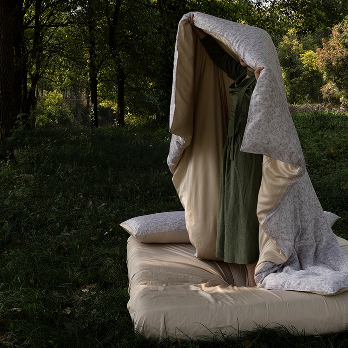 91家纺网 家纺一手货源 找家纺 （总）禾时 2025新款60S兰精天丝数码印花四件套进口莱赛尔床品四件套-花未央