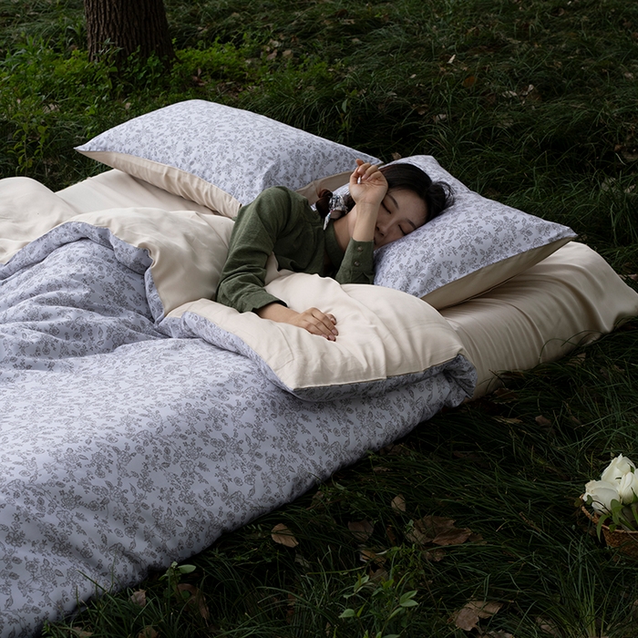 91家纺网 家纺一手货源 找家纺 （总）禾时 2025新款60S兰精天丝数码印花四件套进口莱赛尔床品四件套-花未央