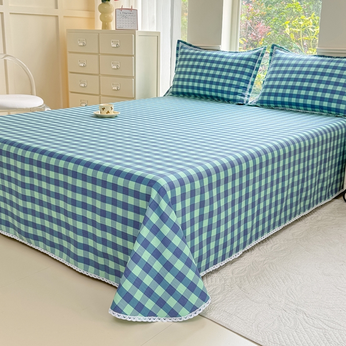 91家纺网 家纺一手货源 找家纺 宜家坊 2025新款春夏原棉鱼骨棉老粗布花边印花床单软凉席三件套 蓝格