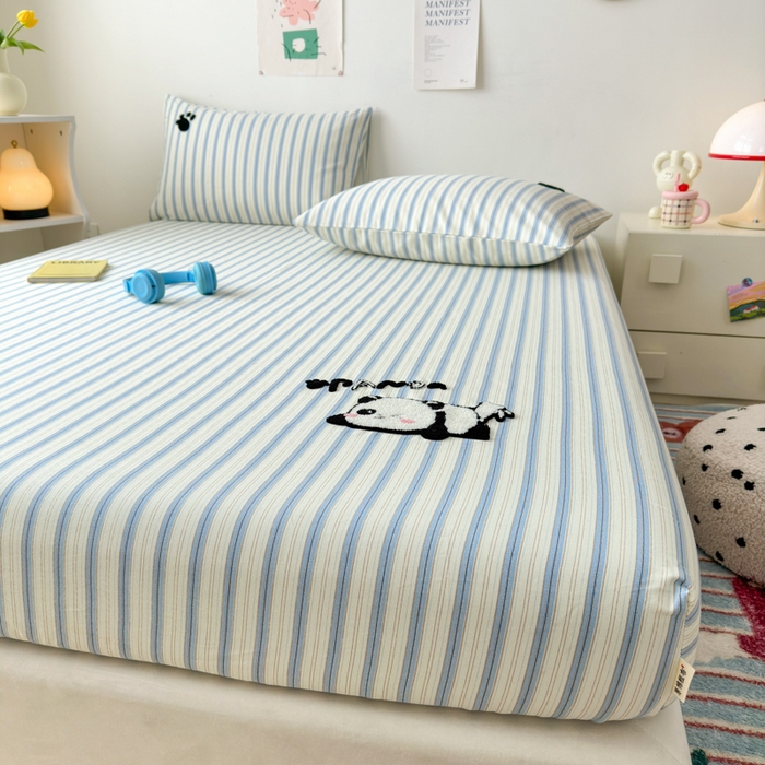 91家纺网 家纺一手货源 找家纺 如意朵 2025全棉老粗布刺绣床笠系列 小熊喵