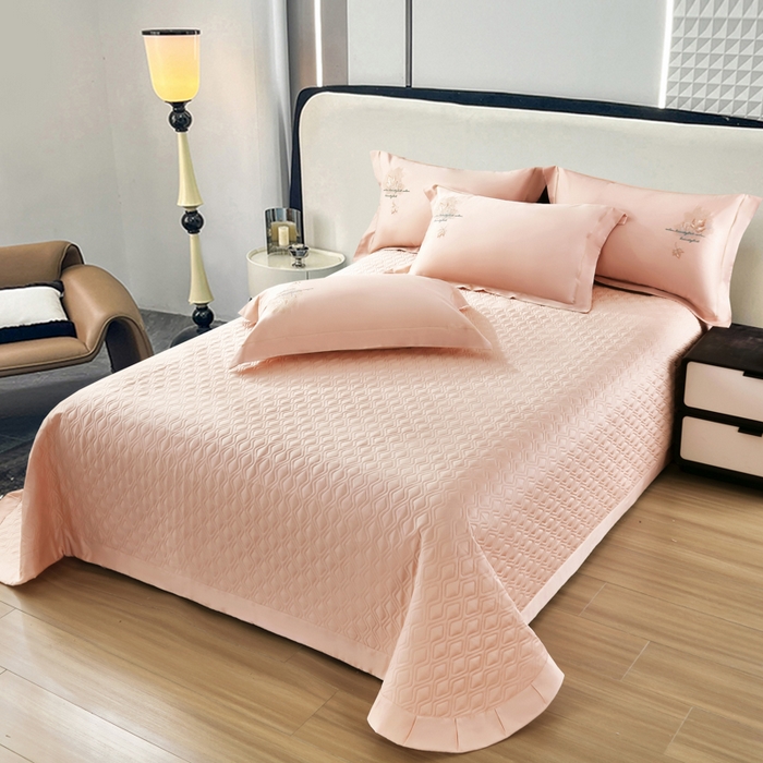 91家纺网 家纺一手货源 找家纺 OL家纺 2025新款100支天丝棉居家轻奢床盖夹棉防滑四件套 桃夭粉