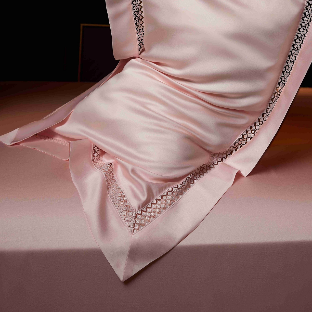 91家纺网 家纺一手货源 找家纺 米多多 2025新款天丝蚕丝夏被【含30%蚕丝】 樱花粉