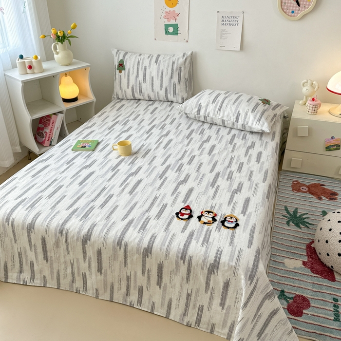 91家纺网 家纺一手货源 找家纺 如意朵 2025全棉老粗布刺绣床单系列 小企鹅