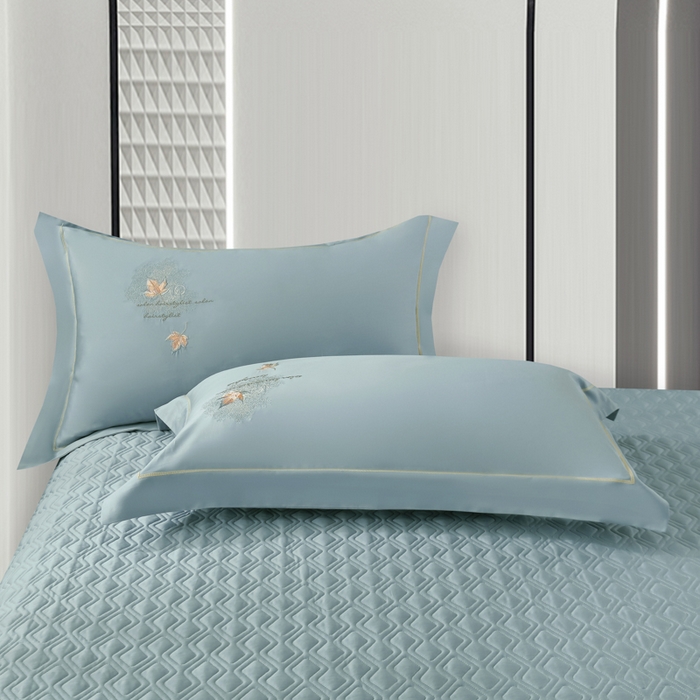 91家纺网 家纺一手货源 找家纺 OL家纺 2025新款100支天丝棉居家轻奢床盖夹棉防滑四件套 云雾蓝