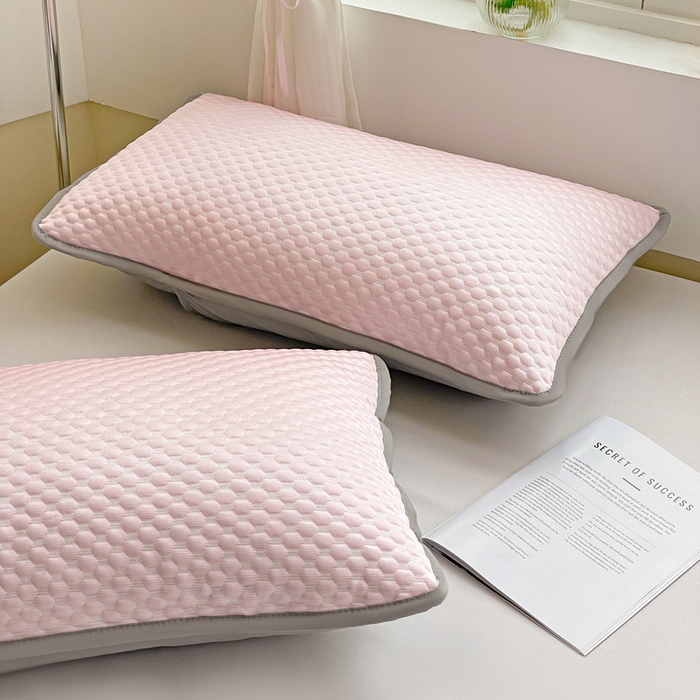 91家纺网 家纺一手货源 找家纺 （总）卓昌枕芯 2025新款夏天冰豆豆冰丝枕套新款家用一对装枕芯套学生宿舍单只整头套