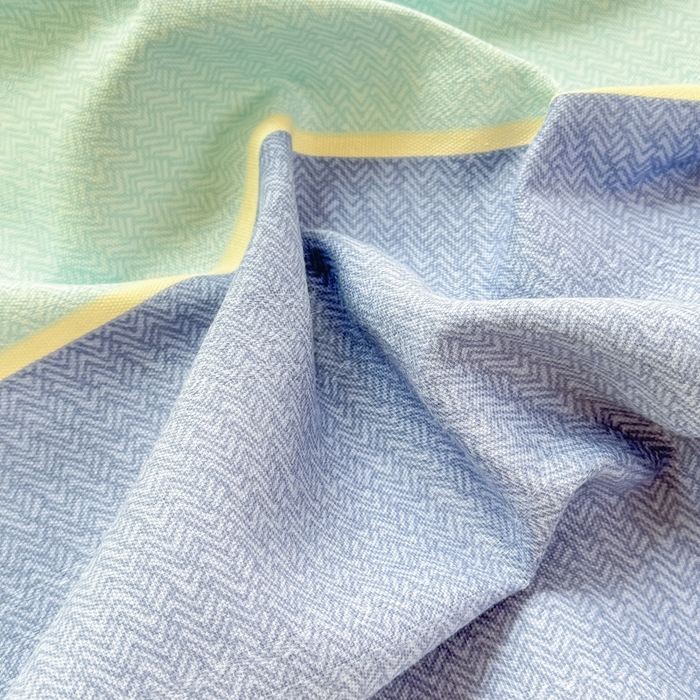 91家纺网 家纺一手货源 找家纺 宜家坊 2025新款春夏原棉鱼骨棉老粗布花边印花床单软凉席三件套 简彩条纹