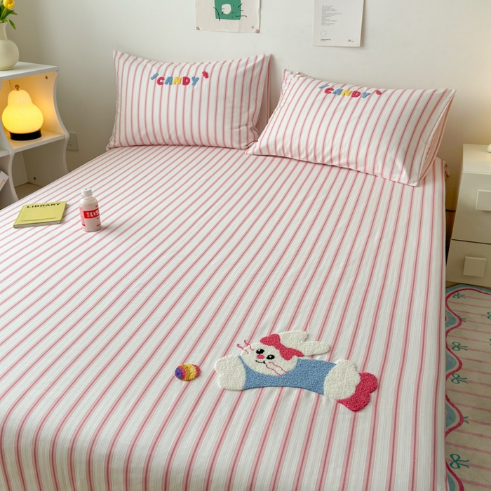 91家纺网 家纺一手货源 找家纺 如意朵 2025全棉老粗布刺绣床单系列 萌小兔