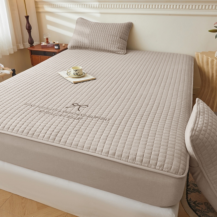 91家纺网 家纺一手货源 找家纺 3C 2025新款全棉水洗棉夹棉 床笠-蝴蝶结 蝴蝶结 卡其