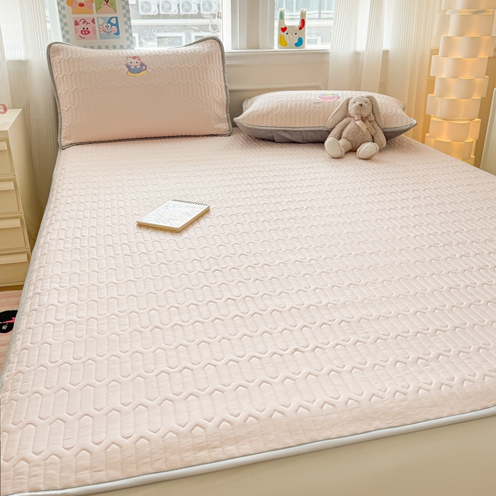 91家纺网 家纺一手货源 找家纺 （总）慕尚家纺 2025刺绣款乳胶凉席水洗棉夏被三件套四件套