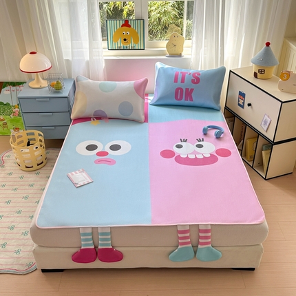 91家纺网 家纺一手货源 找家纺 乐童家纺 2025新款大版300D冰藤席 搞怪笑脸