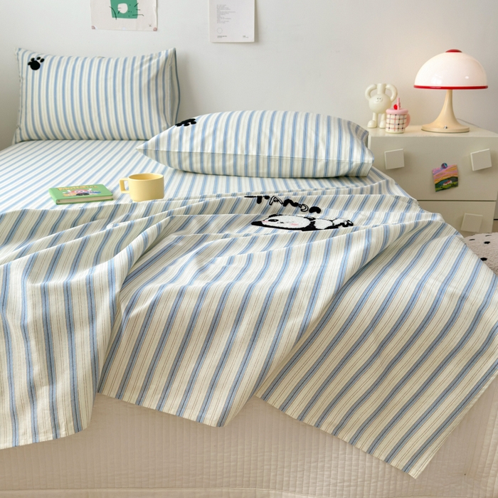 91家纺网 家纺一手货源 找家纺 如意朵 2025全棉老粗布刺绣床单系列 小熊喵