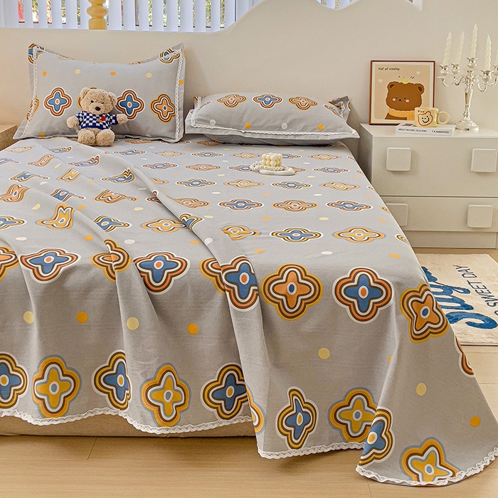 91家纺网 家纺一手货源 找家纺 宜家坊 2025新款春夏原棉鱼骨棉老粗布花边印花床单软凉席三件套 四叶草-灰