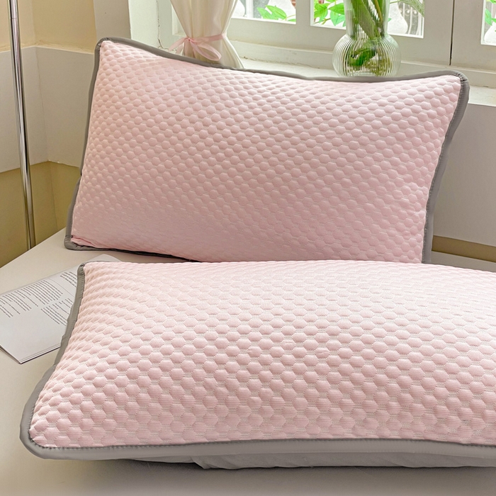 91家纺网 家纺一手货源 找家纺 （总）卓昌枕芯 2025新款夏天冰豆豆冰丝枕套新款家用一对装枕芯套学生宿舍单只整头套