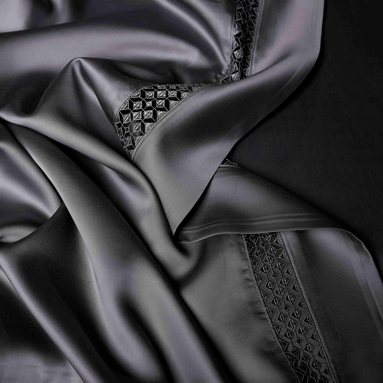 91家纺网 家纺一手货源 找家纺 米多多 2025新款天丝蚕丝夏被【含30%蚕丝】 绅士灰