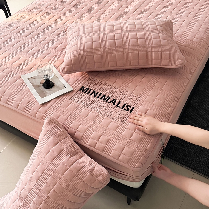 91家纺网 家纺一手货源 找家纺 3C 2025新款全棉水洗棉刺绣夹棉床笠 漫生活 豆沙粉