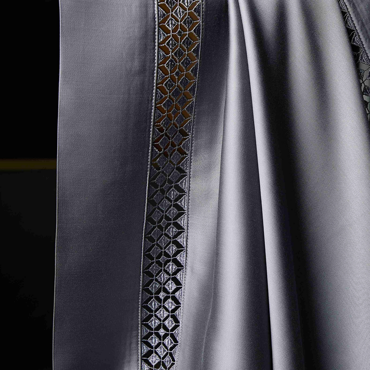 91家纺网 家纺一手货源 找家纺 米多多 2025新款天丝蚕丝夏被【含30%蚕丝】 绅士灰