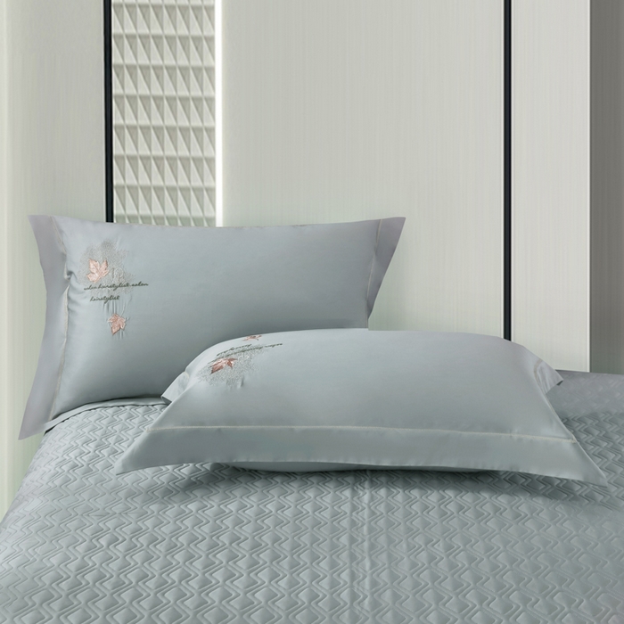 91家纺网 家纺一手货源 找家纺 OL家纺 2025新款100支天丝棉居家轻奢床盖夹棉防滑四件套 月落灰