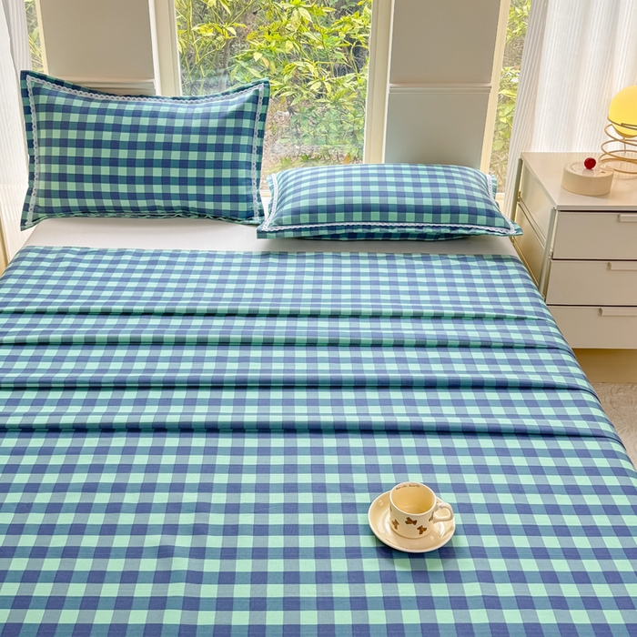 91家纺网 家纺一手货源 找家纺 宜家坊 2025新款春夏原棉鱼骨棉老粗布花边印花床单软凉席三件套 蓝格