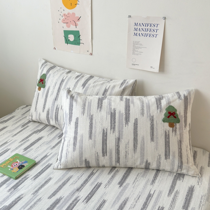 91家纺网 家纺一手货源 找家纺 如意朵 2025全棉老粗布刺绣床单系列 小企鹅