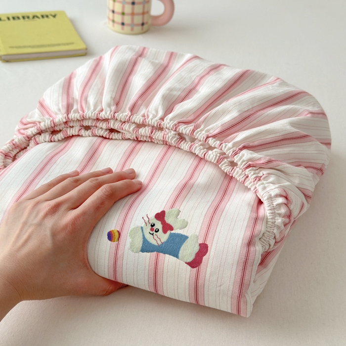 91家纺网 家纺一手货源 找家纺 （总）如意朵 2025全棉老粗布刺绣床笠系列