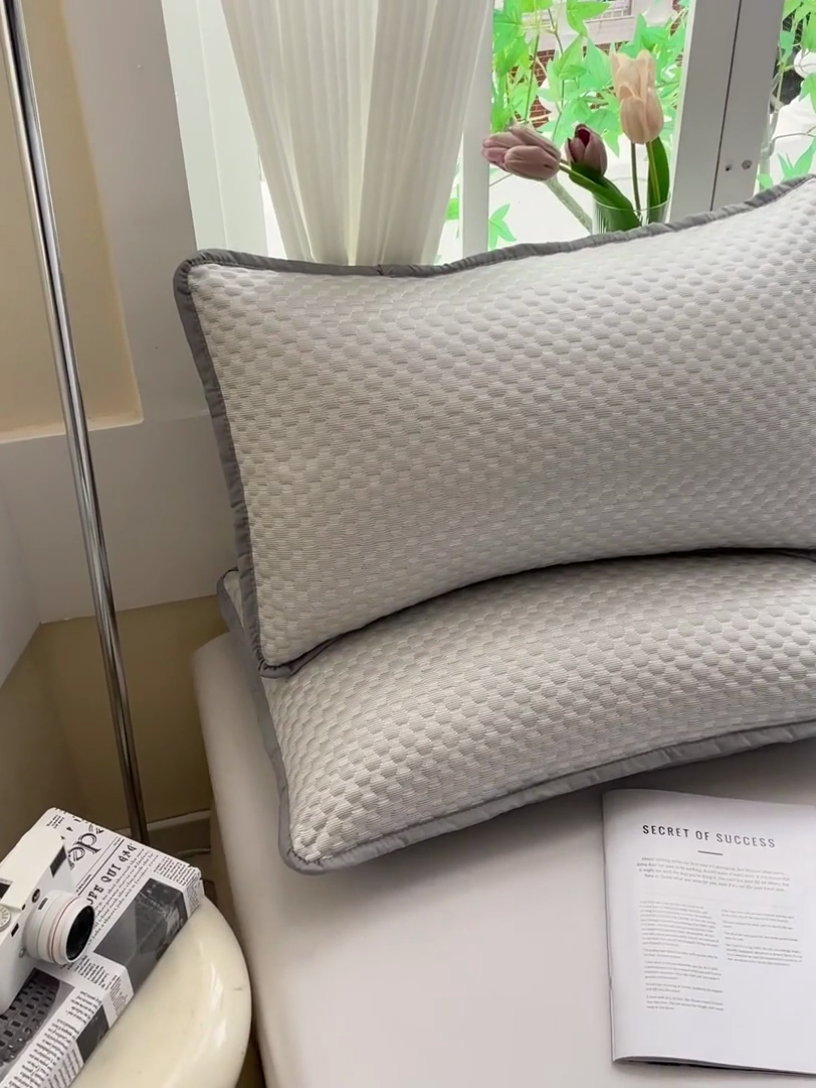 91家纺网 家纺一手货源 找家纺 卓昌枕芯 2025新款夏天冰豆豆冰丝枕套新款家用一对装枕芯套学生宿舍单只整头套 灰色