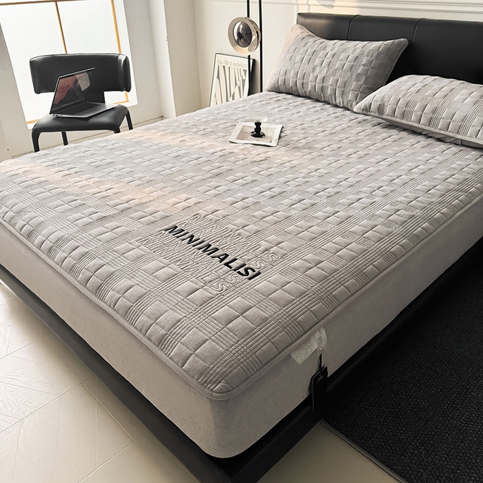 91家纺网 家纺一手货源 找家纺 3C 2025新款全棉水洗棉刺绣夹棉床笠 漫生活 简意灰 