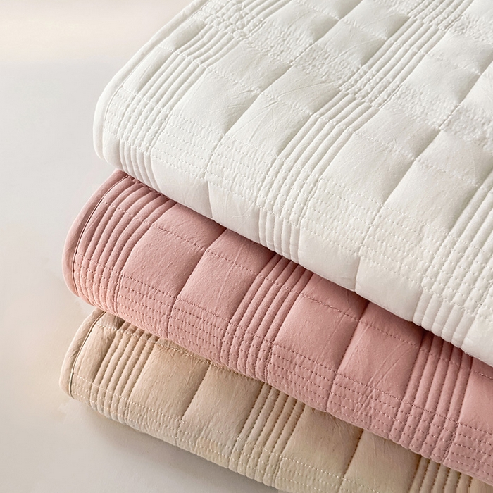 91家纺网 家纺一手货源 找家纺 3C 2025新款全棉水洗棉刺绣夹棉床笠 组合图