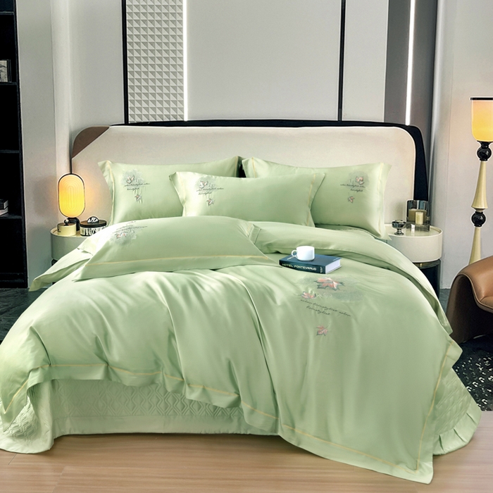 91家纺网 家纺一手货源 找家纺 OL家纺 2025新款100支天丝棉居家轻奢床盖夹棉防滑四件套 春山绿