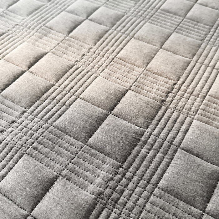 91家纺网 家纺一手货源 找家纺 3C 2025新款全棉水洗棉刺绣夹棉床笠 漫生活 简意灰 