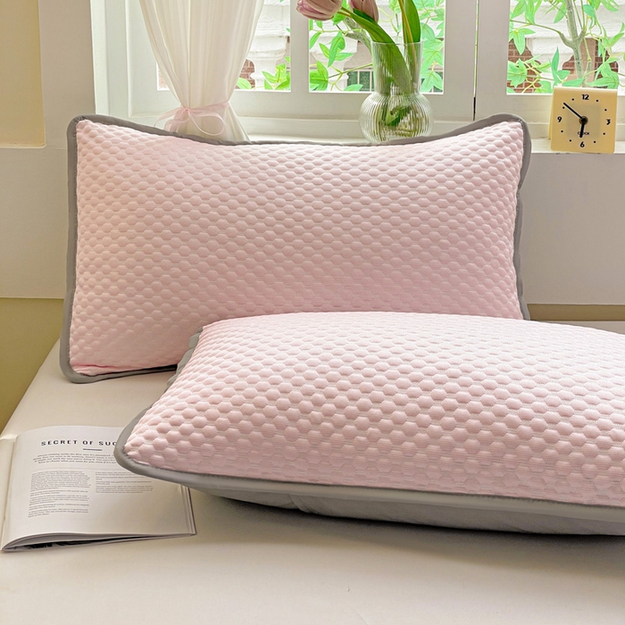 91家纺网 家纺一手货源 找家纺 卓昌枕芯 2025新款夏天冰豆豆冰丝枕套新款家用一对装枕芯套学生宿舍单只整头套 粉色