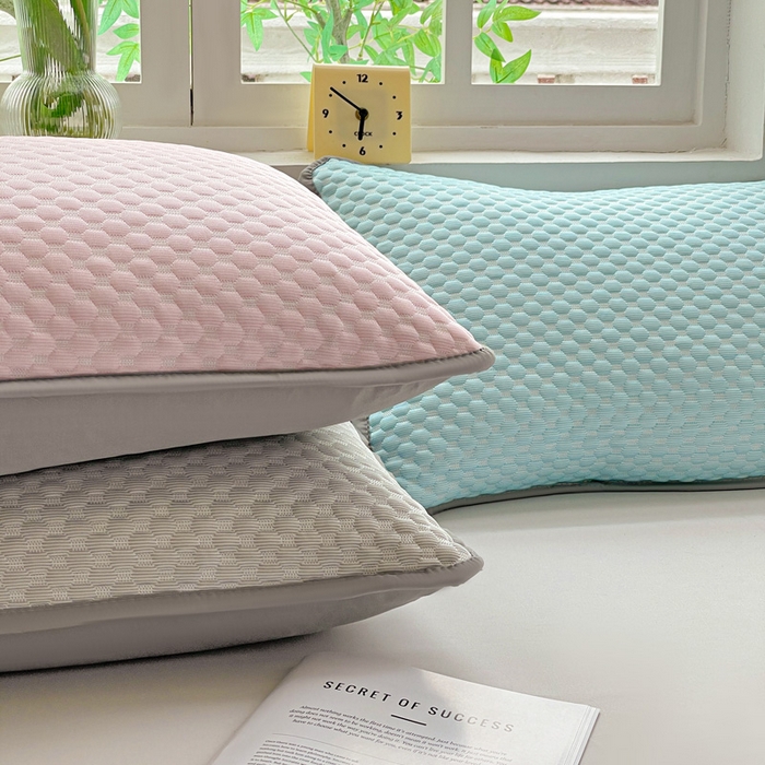 91家纺网 家纺一手货源 找家纺 卓昌枕芯 2025新款夏天冰豆豆冰丝枕套新款家用一对装枕芯套学生宿舍单只整头套 灰色