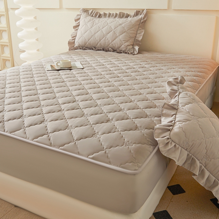 91家纺网 家纺一手货源 找家纺 （总）怡源梦 2025新款蝶恋系列亲肤棉夹棉床笠