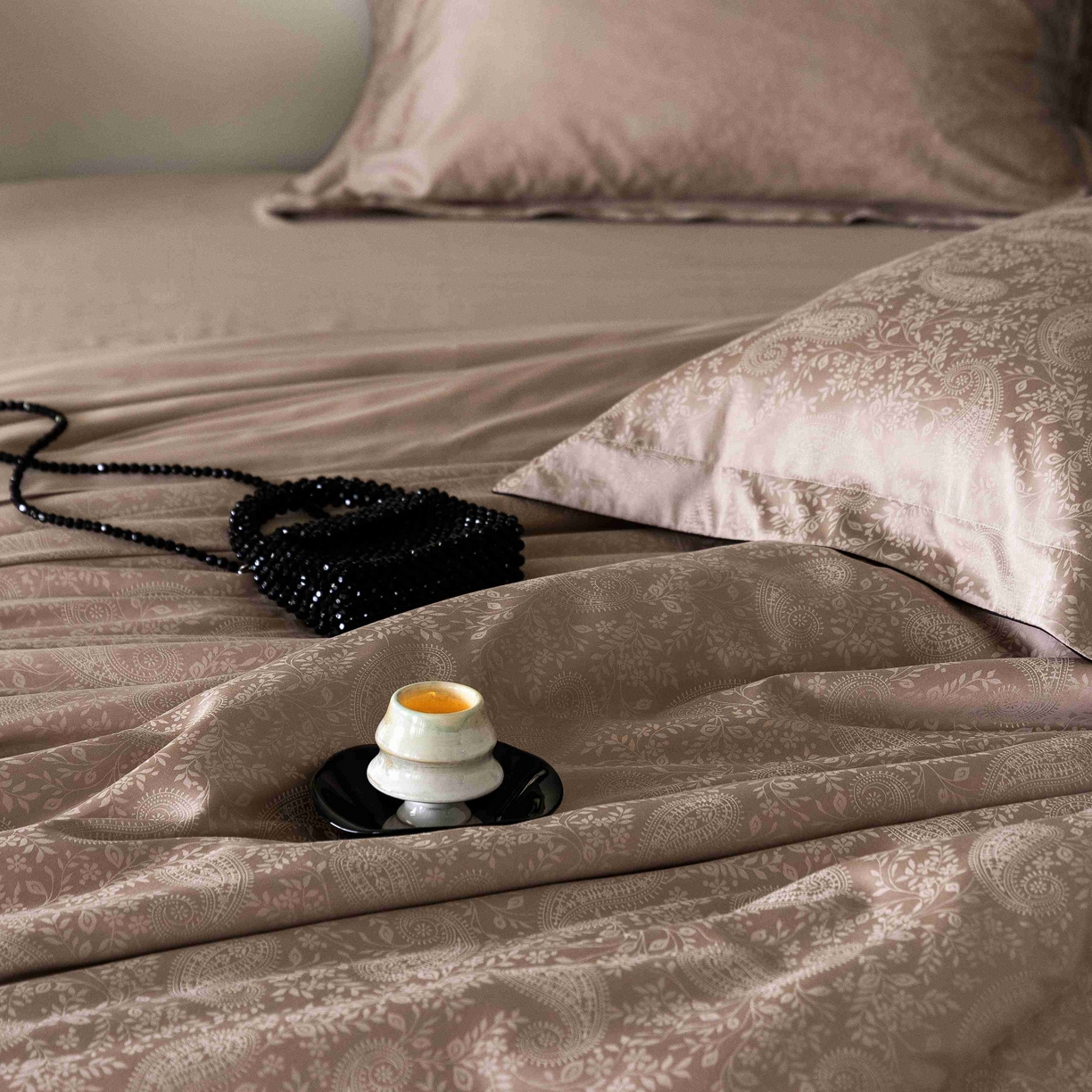 91家纺网 家纺一手货源 找家纺 涞澳家纺 2025新款60支天丝棉提花四件套 海瑟薇-山砚色