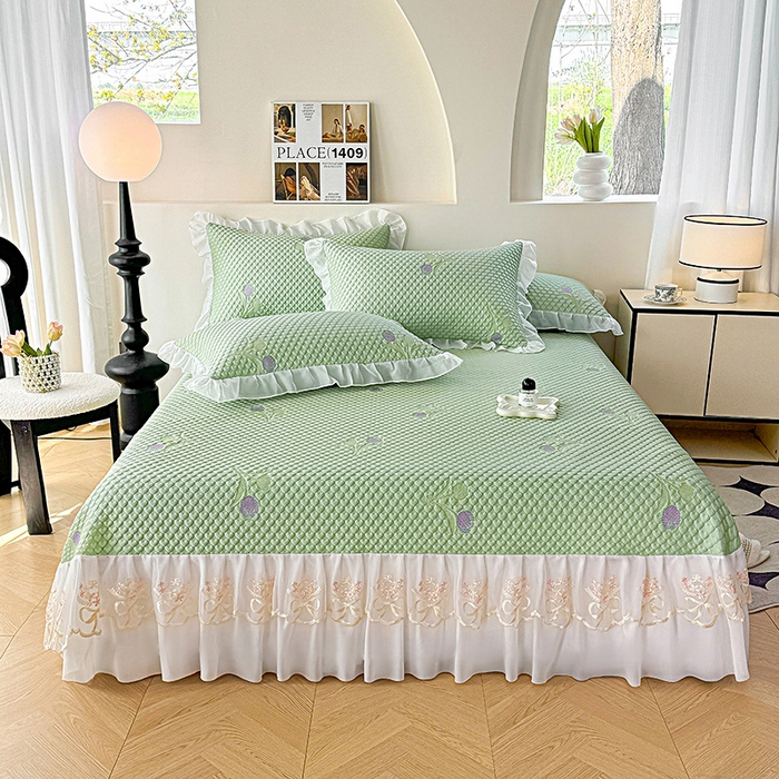 91家纺网 家纺一手货源 找家纺 提花大世界 2025新款A类PE乙纶冰丝凉感三色织550克冰豆豆凉席床裙软凉席 郁金香—PE绿