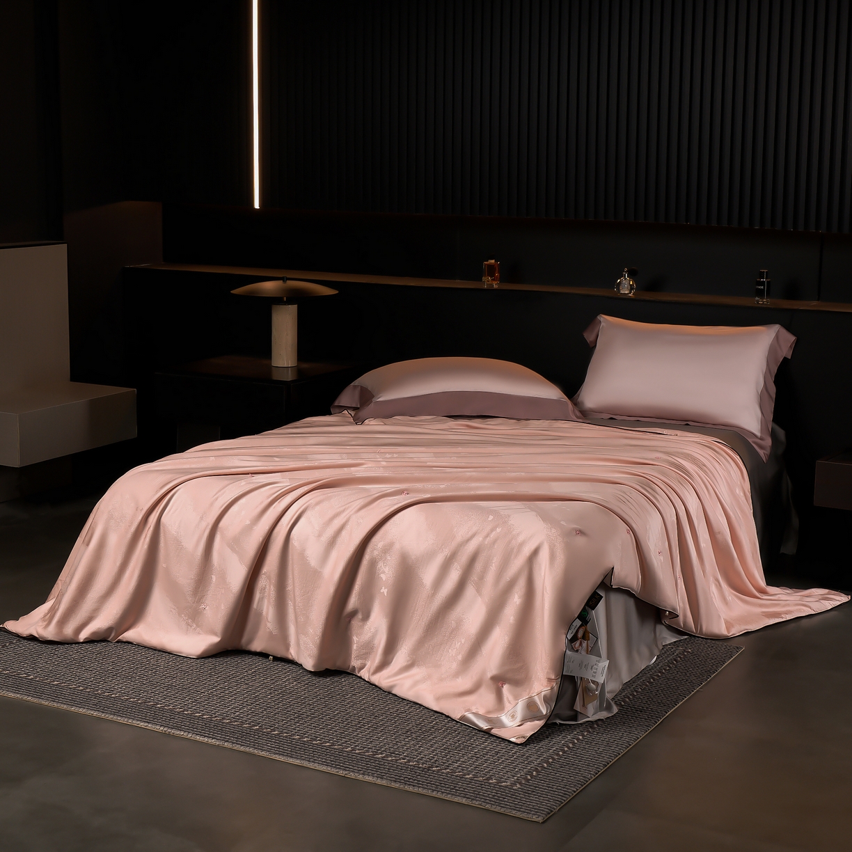 91家纺网 家纺一手货源 找家纺 2025新款太湖蚕丝被 彩云追蝶