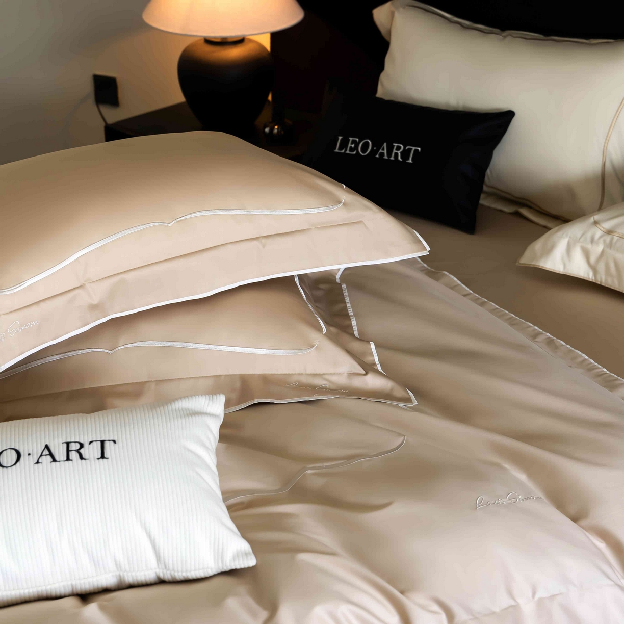 91家纺网 家纺一手货源 找家纺 （总）涞澳家纺 2025新款80S全棉贡缎小蛮腰四件套-浅依