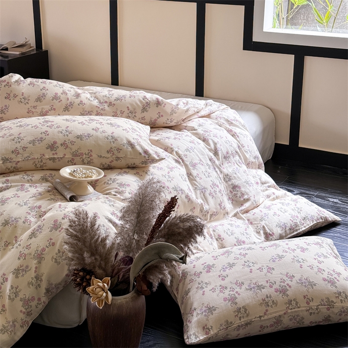 91家纺网 家纺一手货源 找家纺 窝米 2025春季新品全棉双层纱油画风花卉四件套系列（梦境花园、花研巧语） 花研巧语