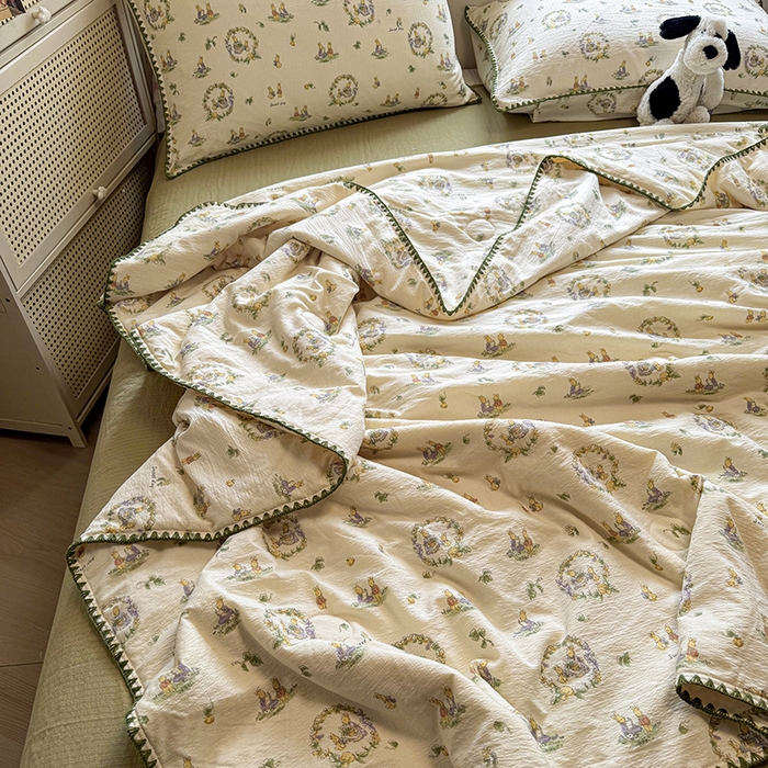 91家纺网 家纺一手货源 找家纺 星巴k家纺 2025新款春夏云感双层纱A类母婴级三角针夏被贝壳边夏凉被贝壳绣【可提供买家秀】 贝壳绣-兔子欢喜