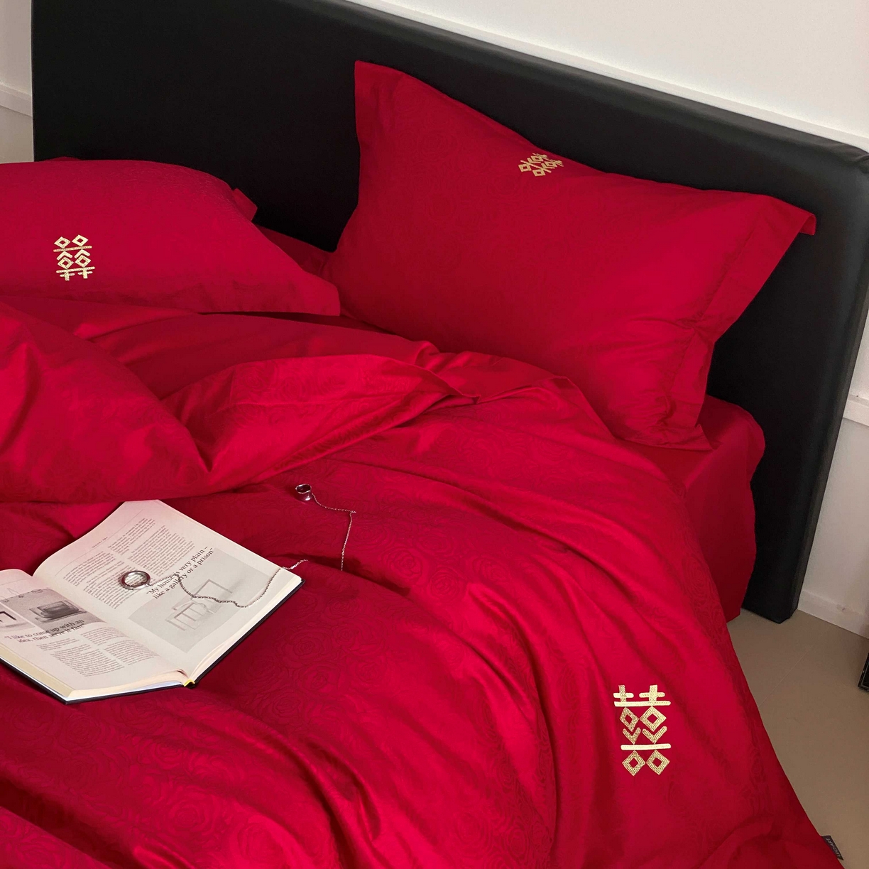 91家纺网 家纺一手货源 找家纺 涞澳家纺 2025新款婚庆款四件套 幸福花海