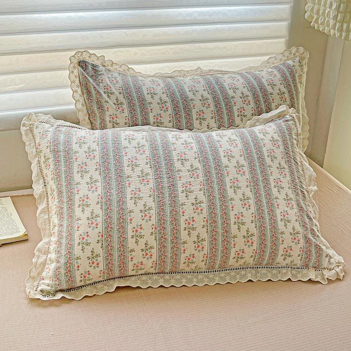 金梦拉家纺 2025新款提花纱布皱皱纱枕套（全棉镂空花边款） 梨落