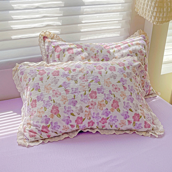 金梦拉家纺 2025新款提花纱布皱皱纱枕套（全棉镂空花边款） 漫山紫野